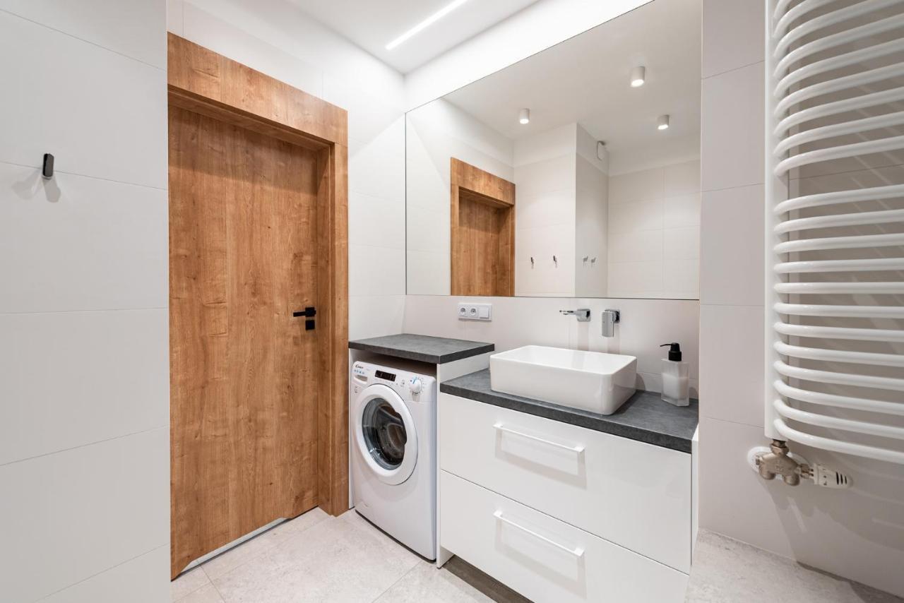 Apartamenty Tespis - Sokolska 30 Towers Катовіце Екстер'єр фото